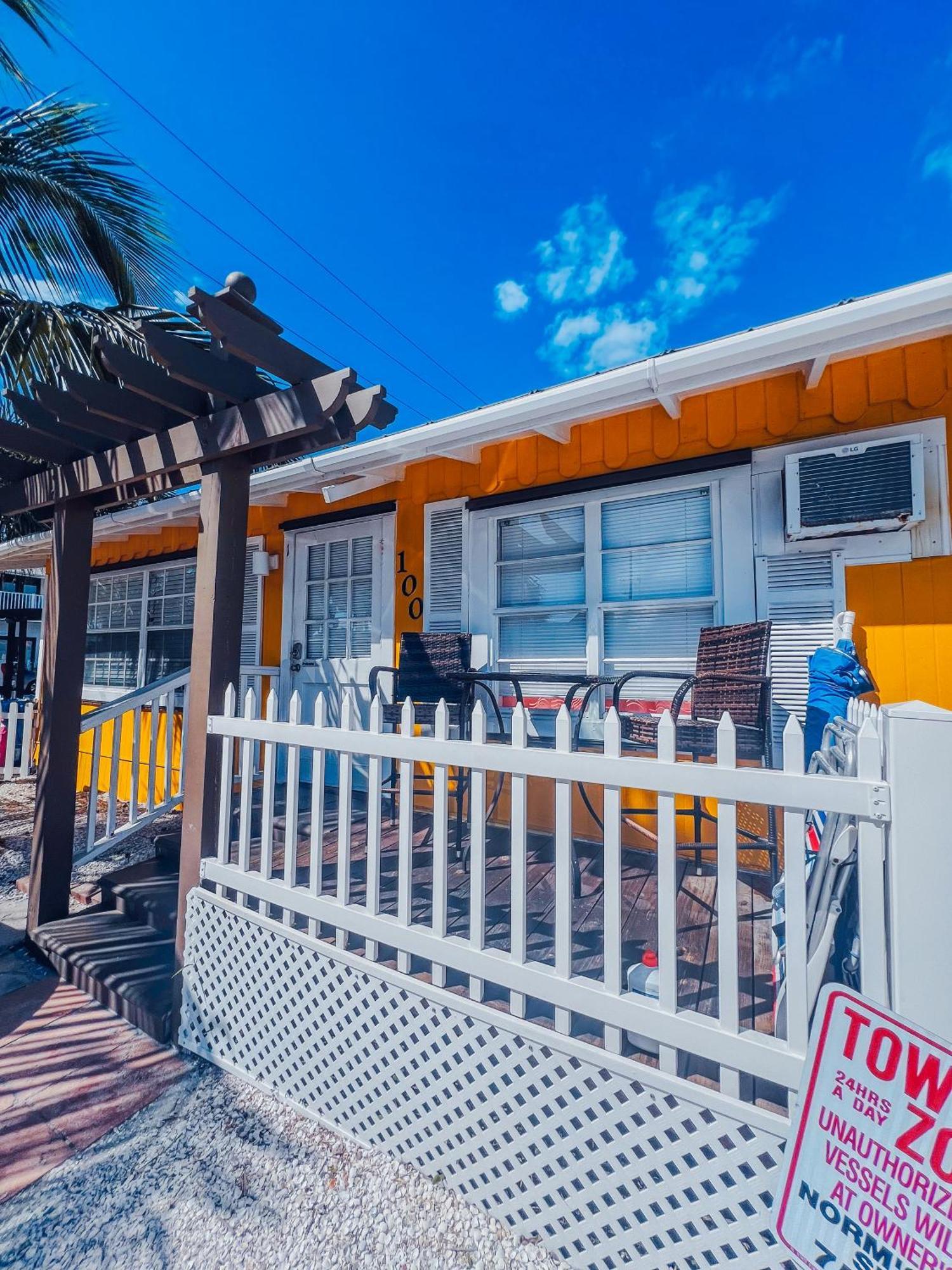 Playa Esmeralda Studios Bradenton Beach Exterior photo