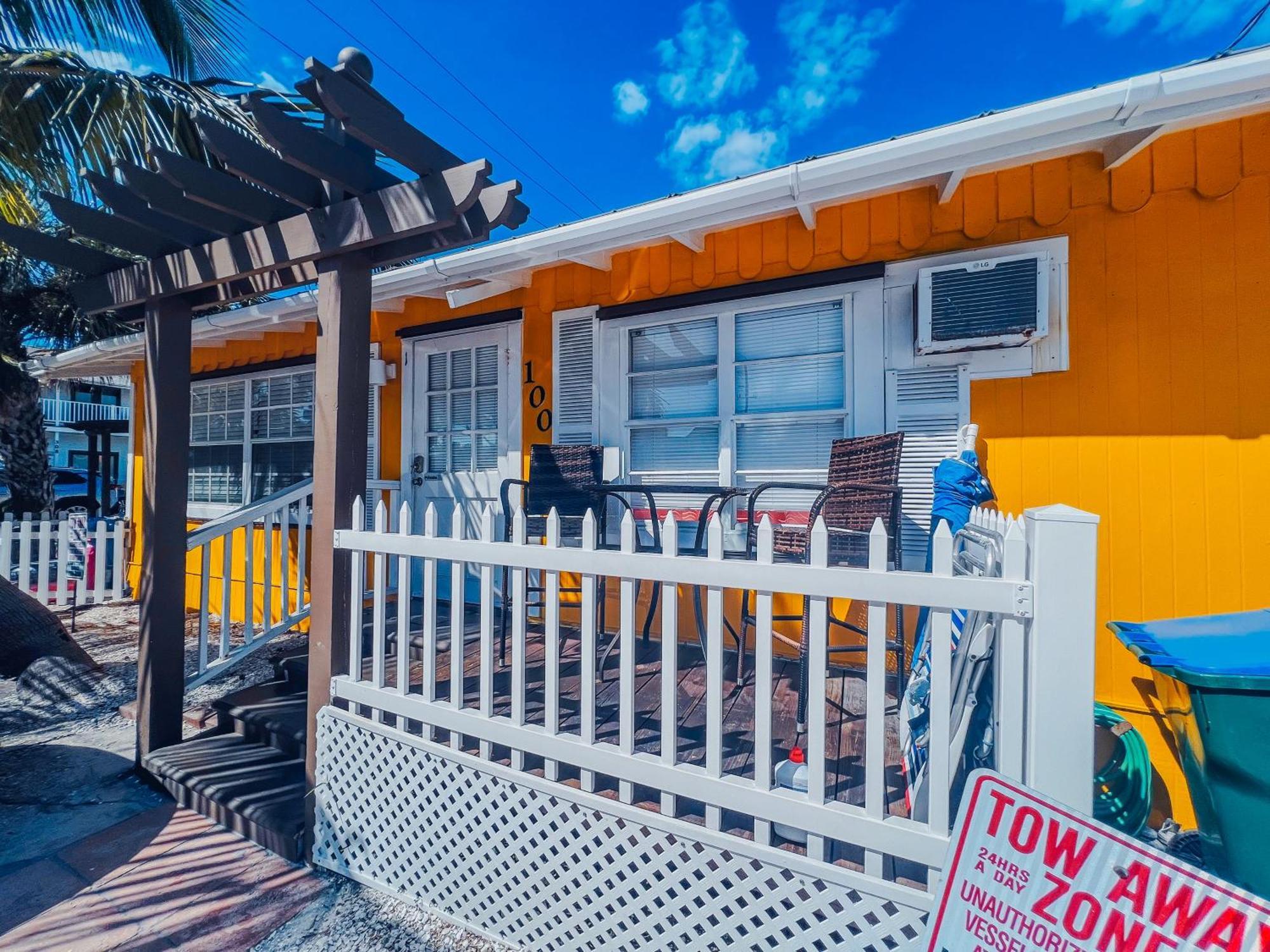 Playa Esmeralda Studios Bradenton Beach Exterior photo