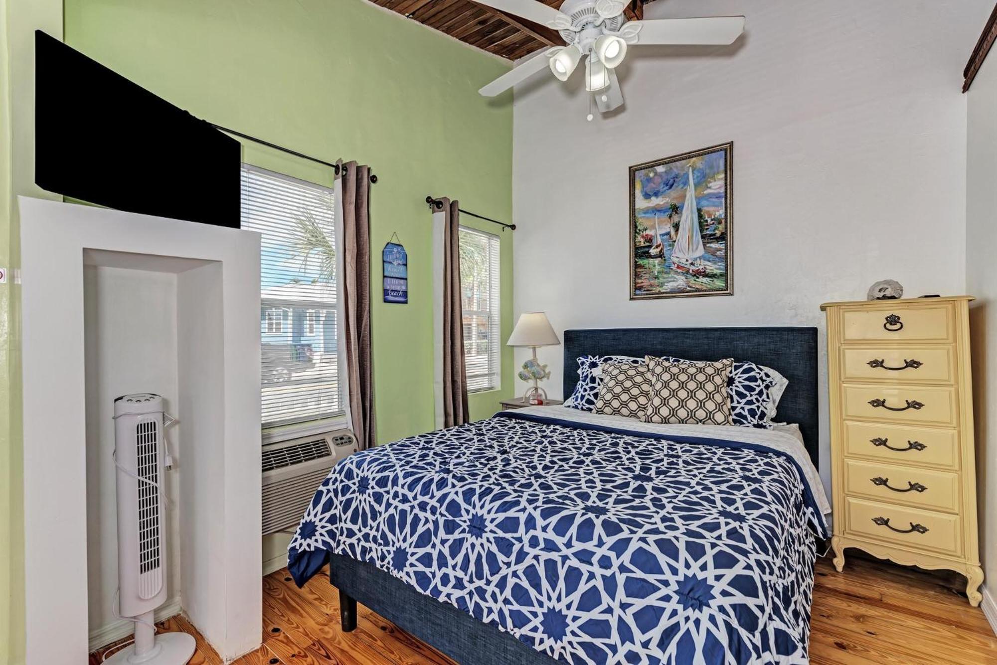 Playa Esmeralda Studios Bradenton Beach Exterior photo
